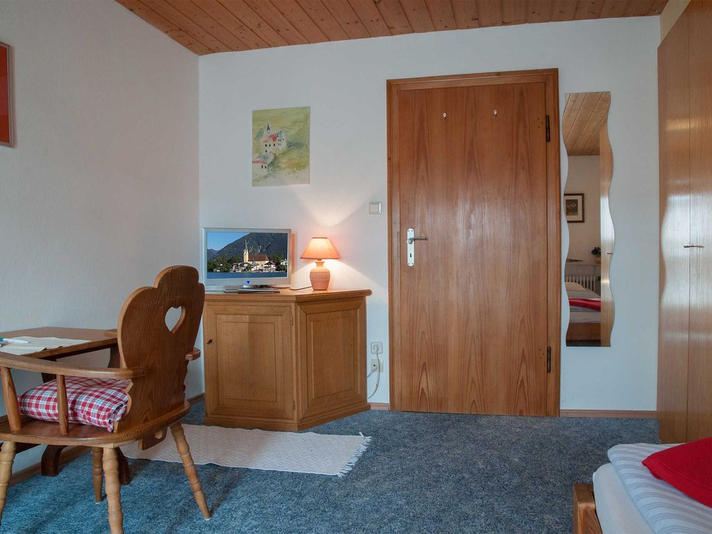 Gästehaus Max-Josef in Tegernsee in ruhiger dennoch zentraler Lage - Single Appartement