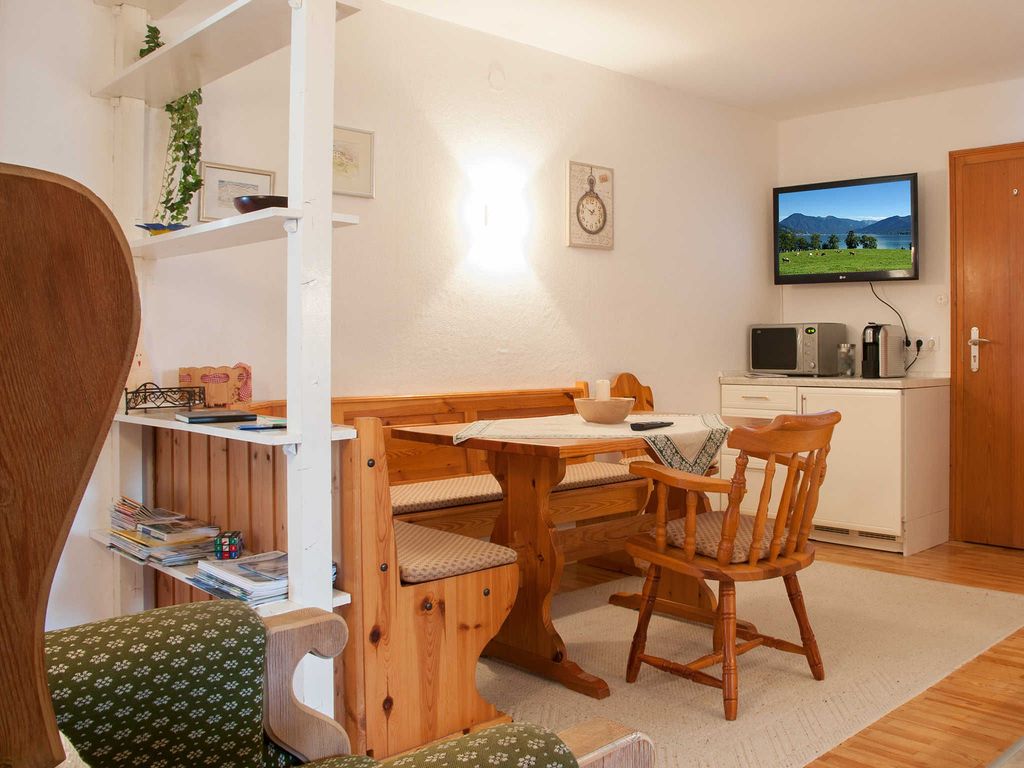 Gästehaus Max-Josef in Tegernsee in ruhiger dennoch zentraler Lage - Ferienwohnung Panorama
