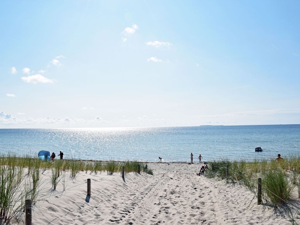 Ferienwohnungen Sellin mit Seeblick
