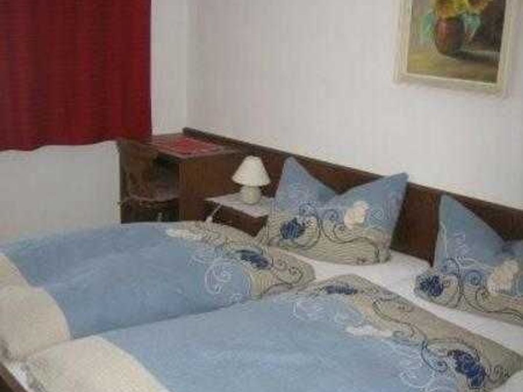gemütliches Doppelbett