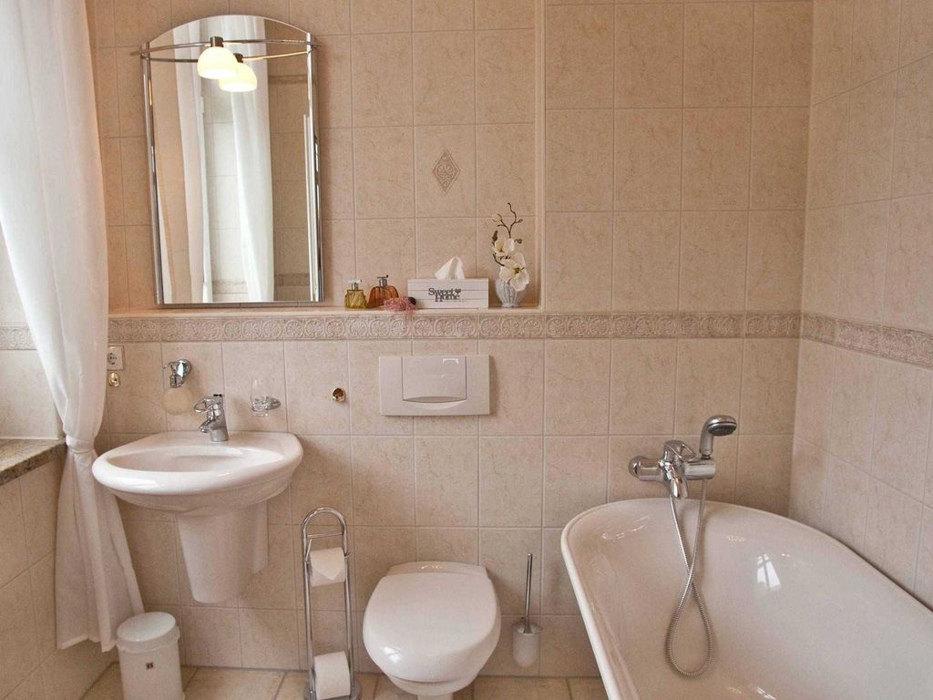 Badezimmer EG