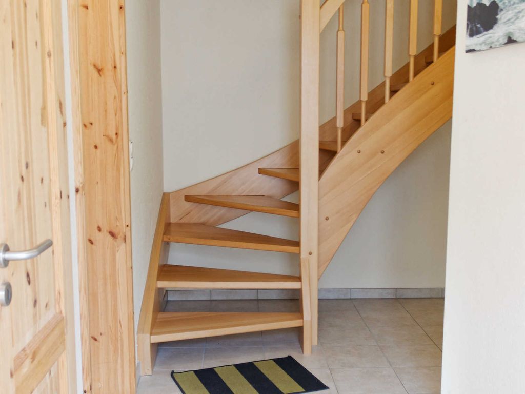 Flur mit Treppe
