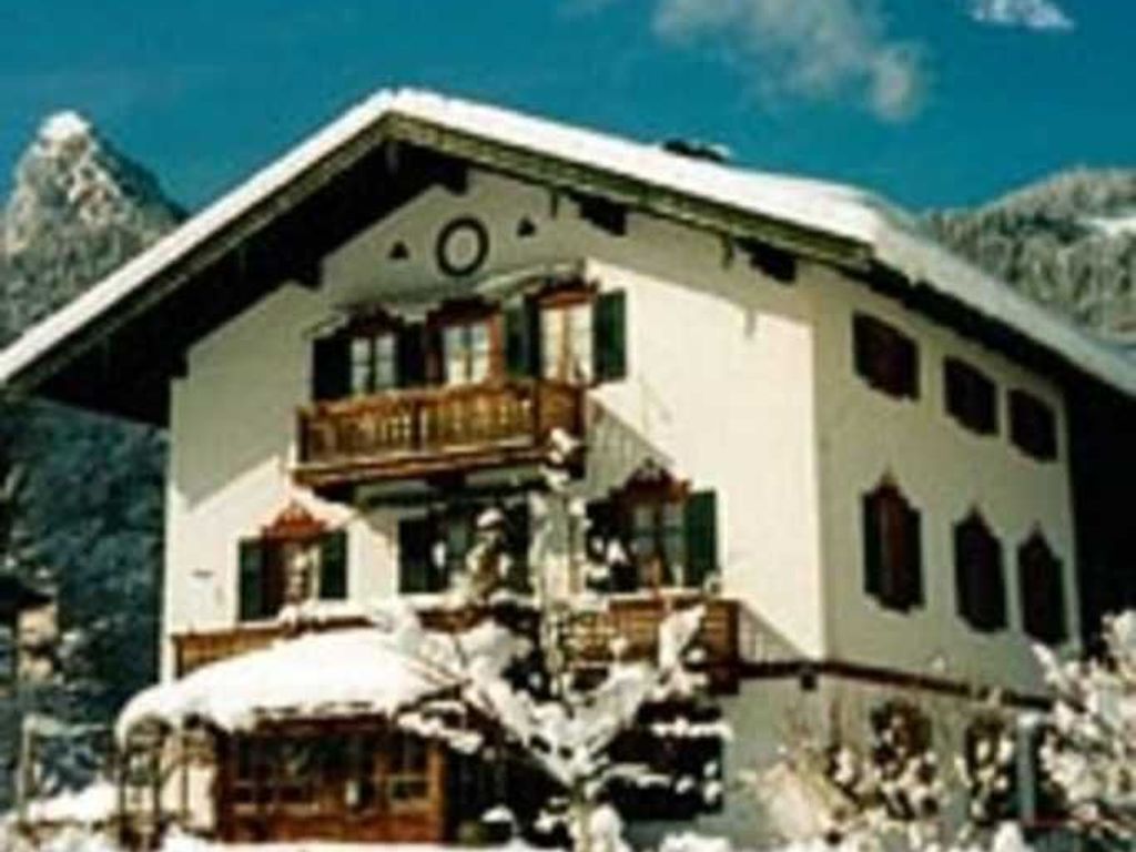 Hausansicht Winter