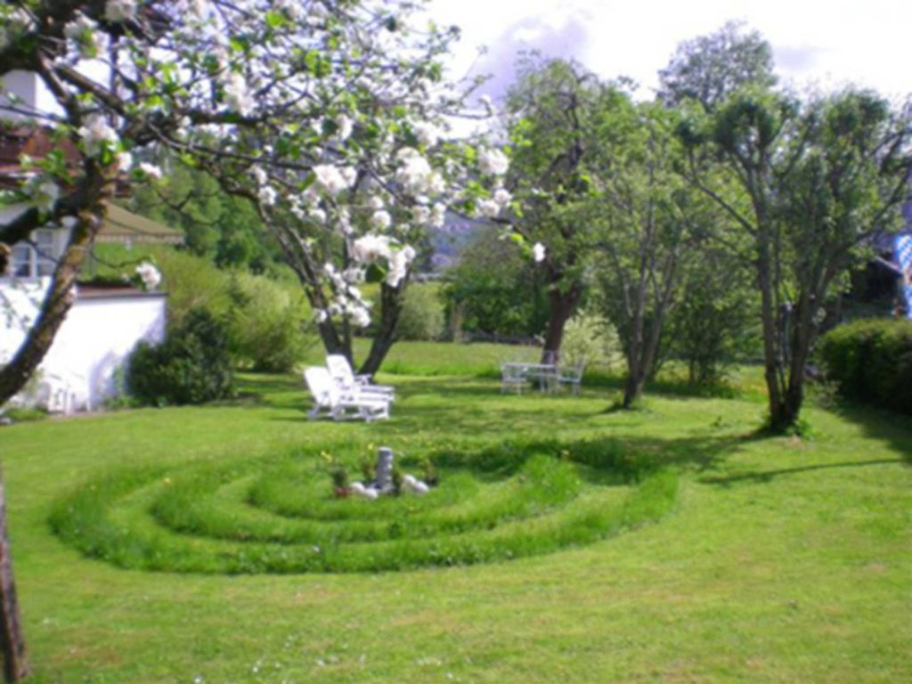 der Garten im Frühling