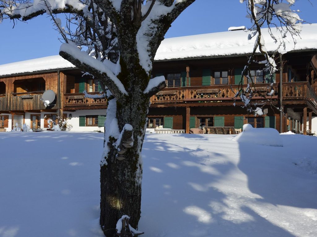 Das Haus vom Garten aus