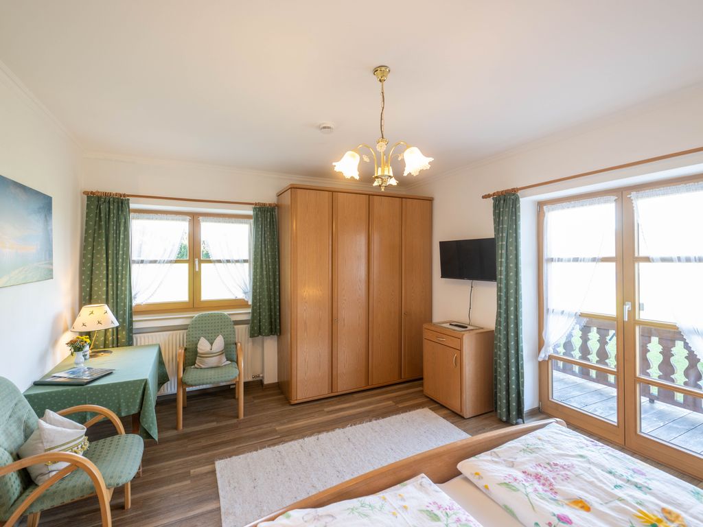 Wohn- Schlafzimmer