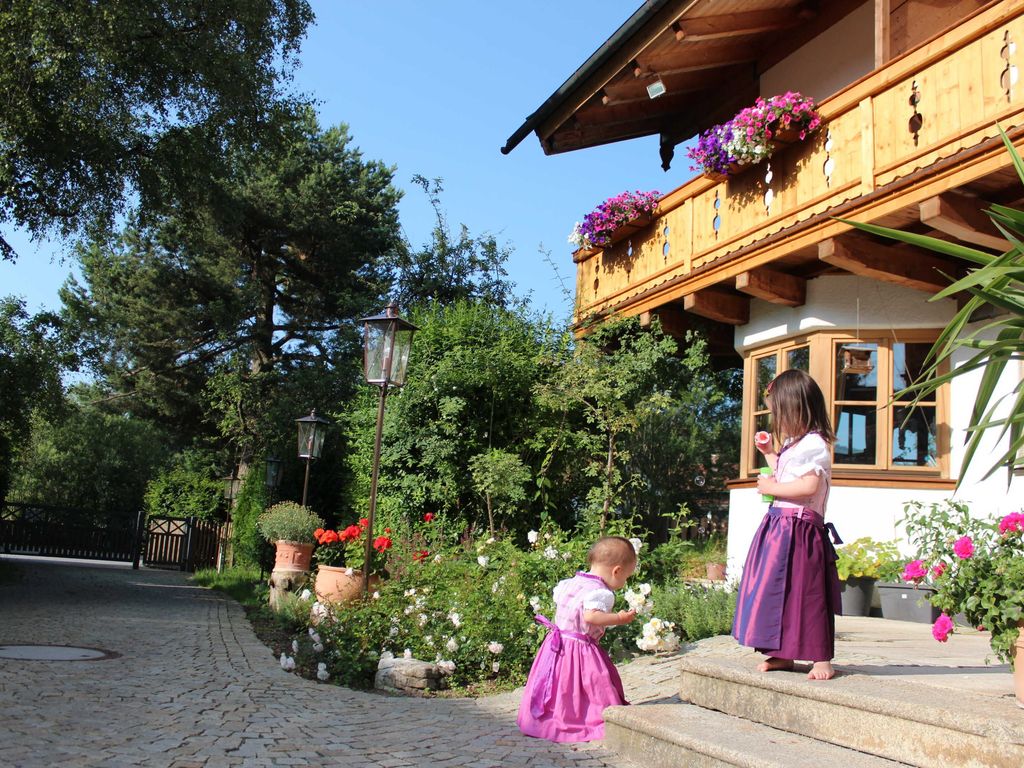 die Einfahrt