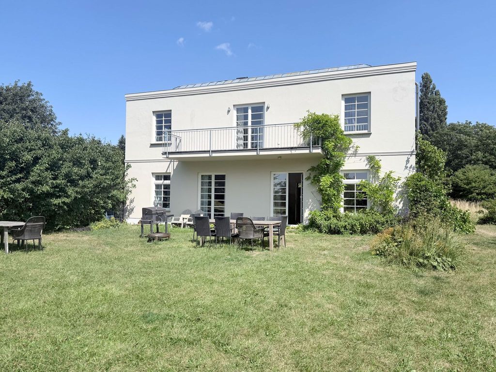 Herzlich willkommen in der Villa Poggenpuhl!