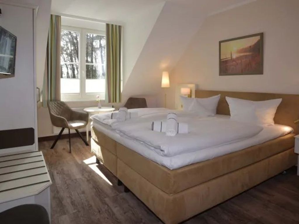 Beispielbild Doppelzimmer Waldseite