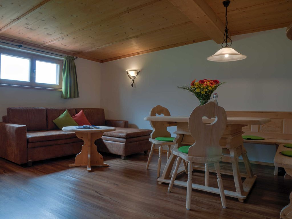 Wallberg 60 m²
Nichtraucher Ferienwohnung im Gästehaus
