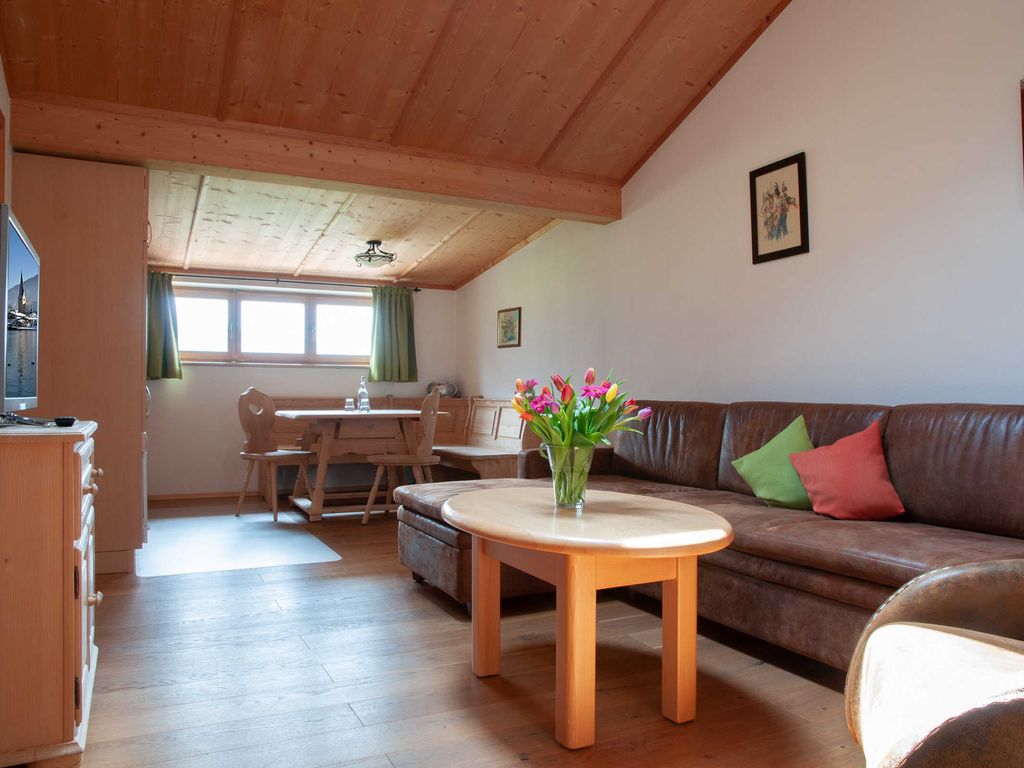 Bodenschneid 55 m²
Nichtraucher Ferienwohnung im Gästehaus