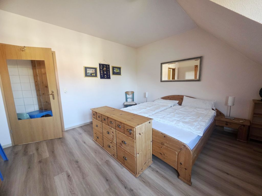 Schlafzimmer unten