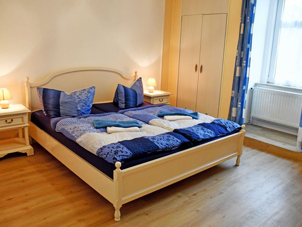 02 Mehrbettzimmer (2-Raum)