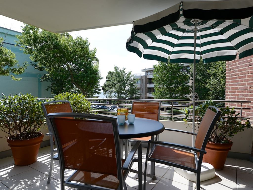 Osterstrasse 1 - Haus Flora -Fewo mit seitlichem Meerblick
