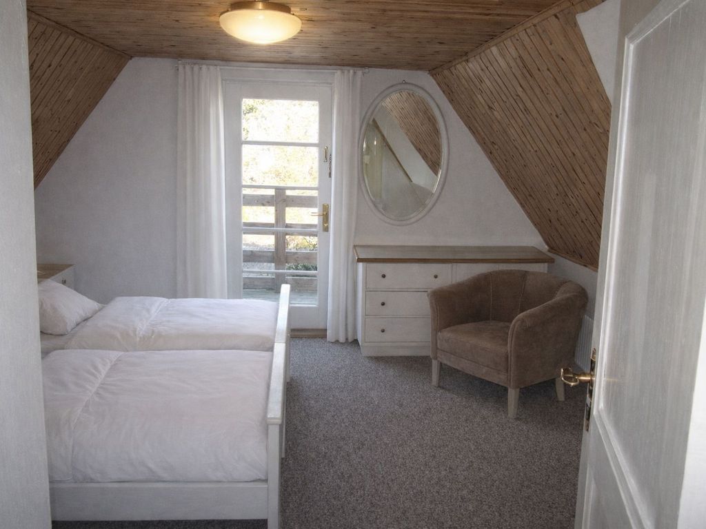 Schlafzimmer mit Doppelbett