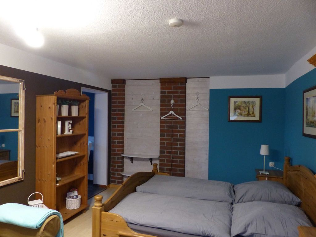 Wohn-/Schlafzimmer kombiniert Wohnung 2