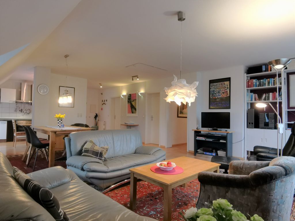 Großes Wohn- und Esszimmer