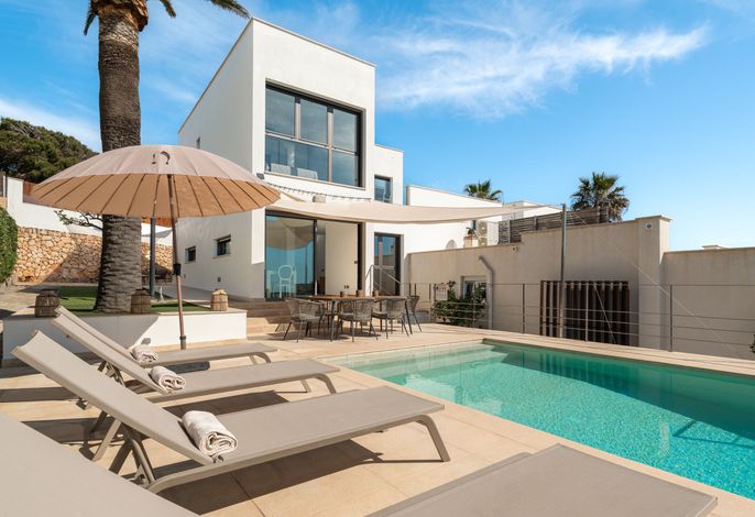 784532 Luxus Strandhaus Randemar