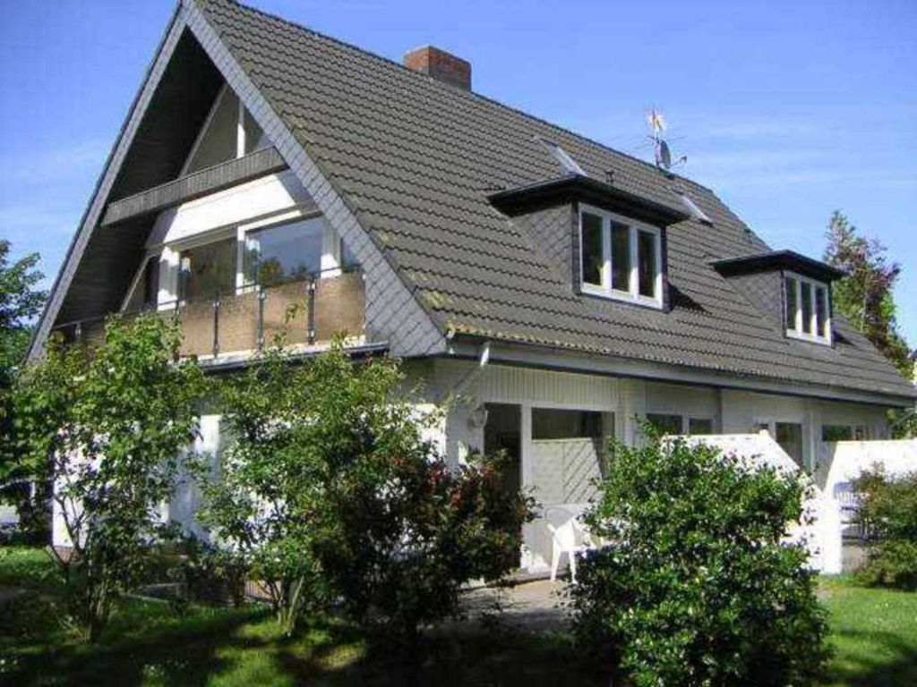 Bi de Süd 45/ 5 - Mitten in Nieblum und nur 800 m zum Strand