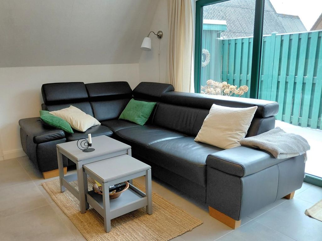 Wohnzimmer mit Ecksofa