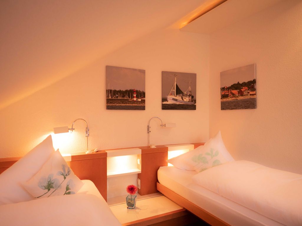 Schlafzimmer Appartment Seitenbalkon
