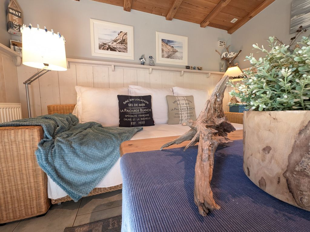 Wohnzimmer mit Couch