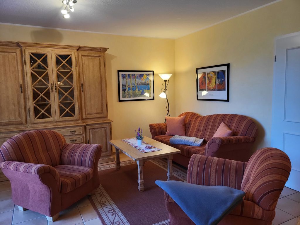 Wohnzimmer mit Couch