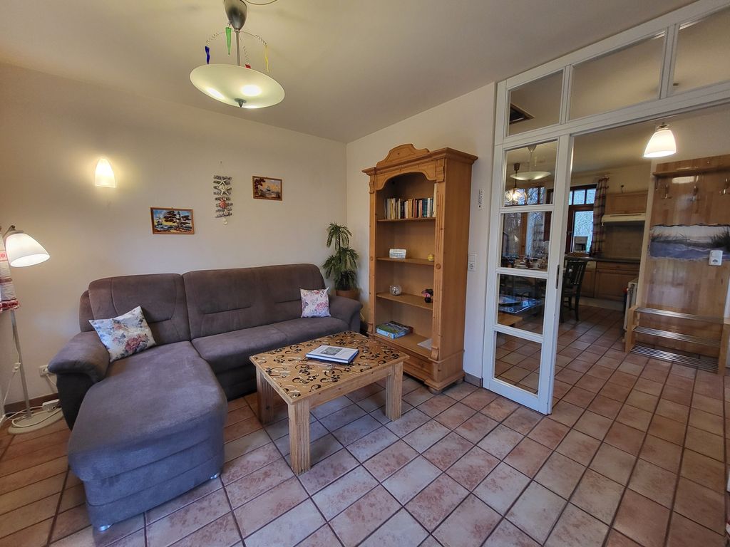 Wohnzimmer mit Couch