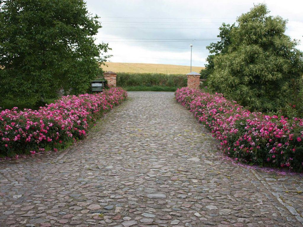 Eingang zum Gelände