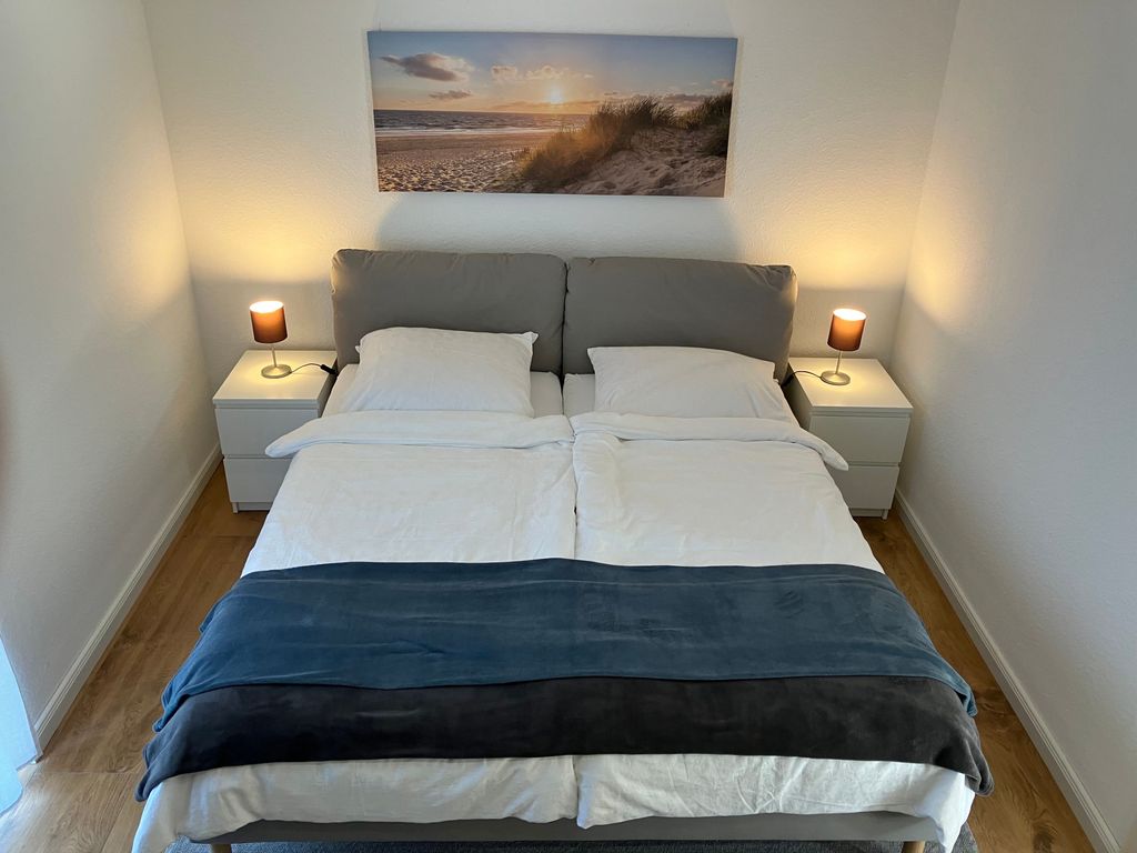 Schlafzimmer mit Doppelbett