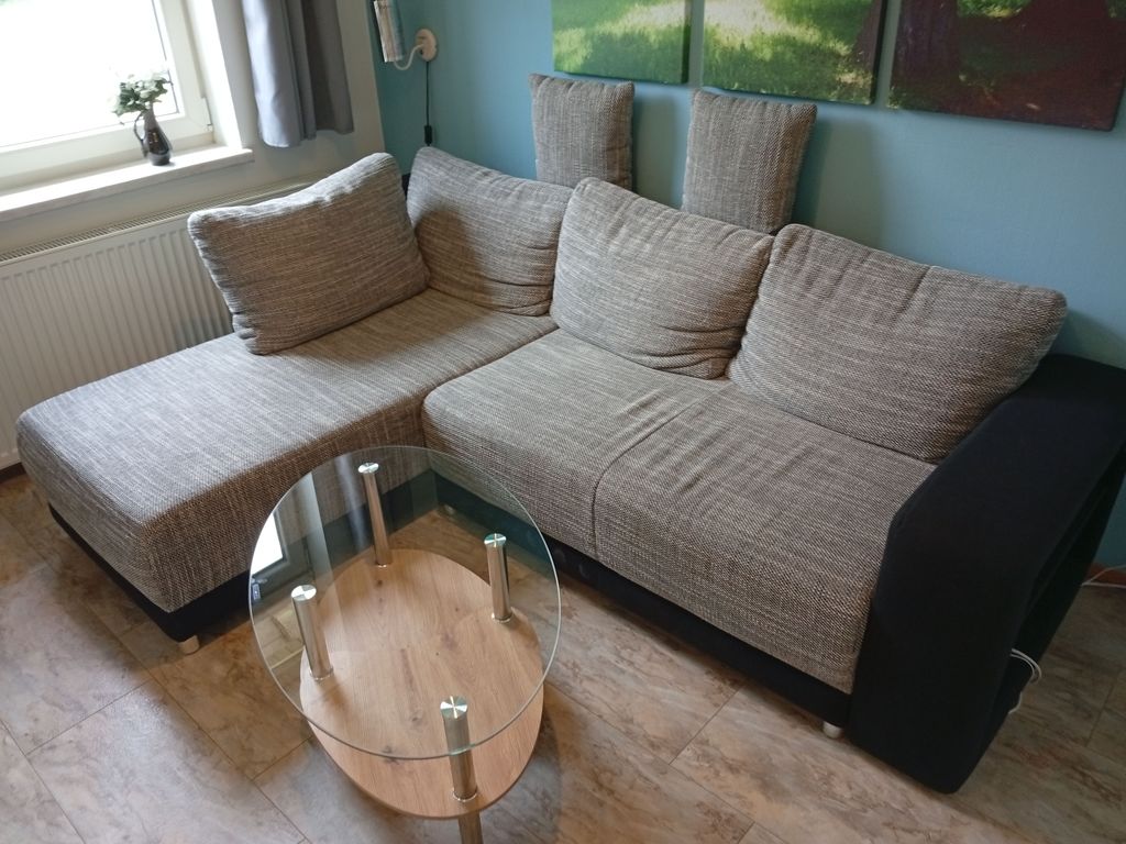 Wohnzimmer mit Sofa