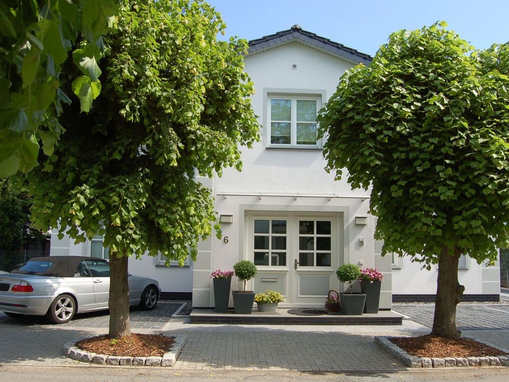 Ihre Parkplätze direkt am Haus