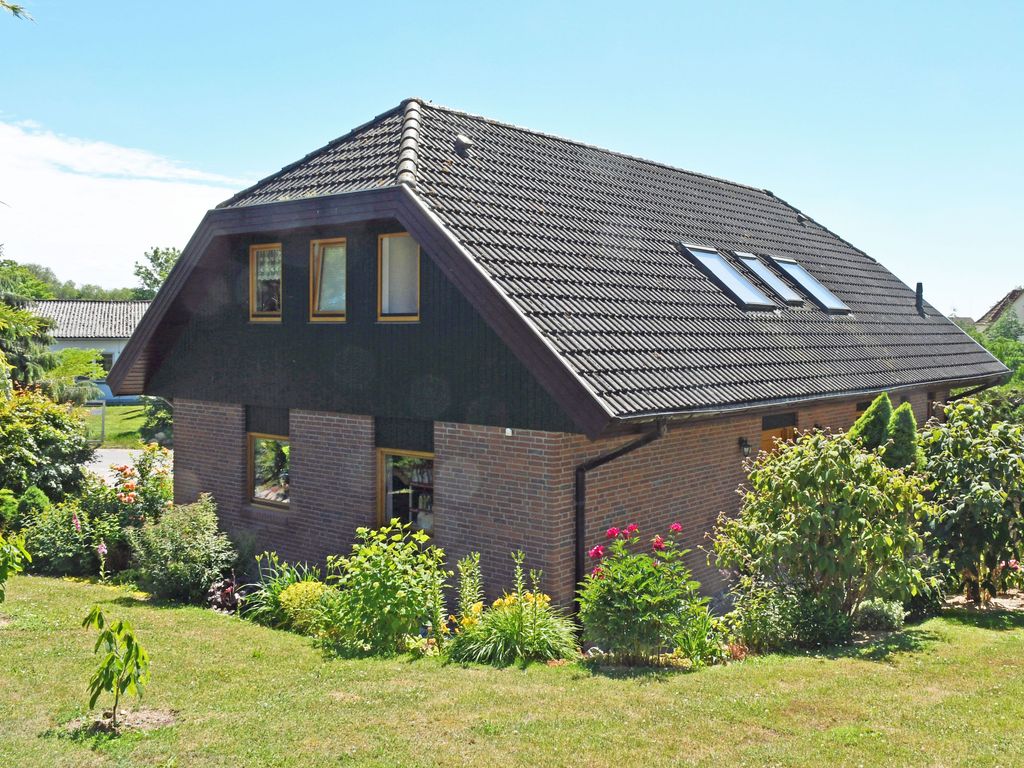 Jasmunder Ferienwohnung mit Terrasse