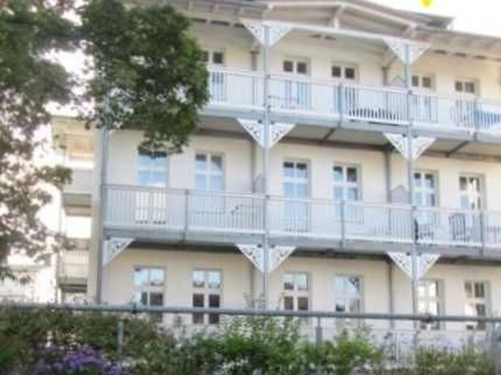 Haus Quisisana Wohnung  mit Balkon Richtung Ostsee