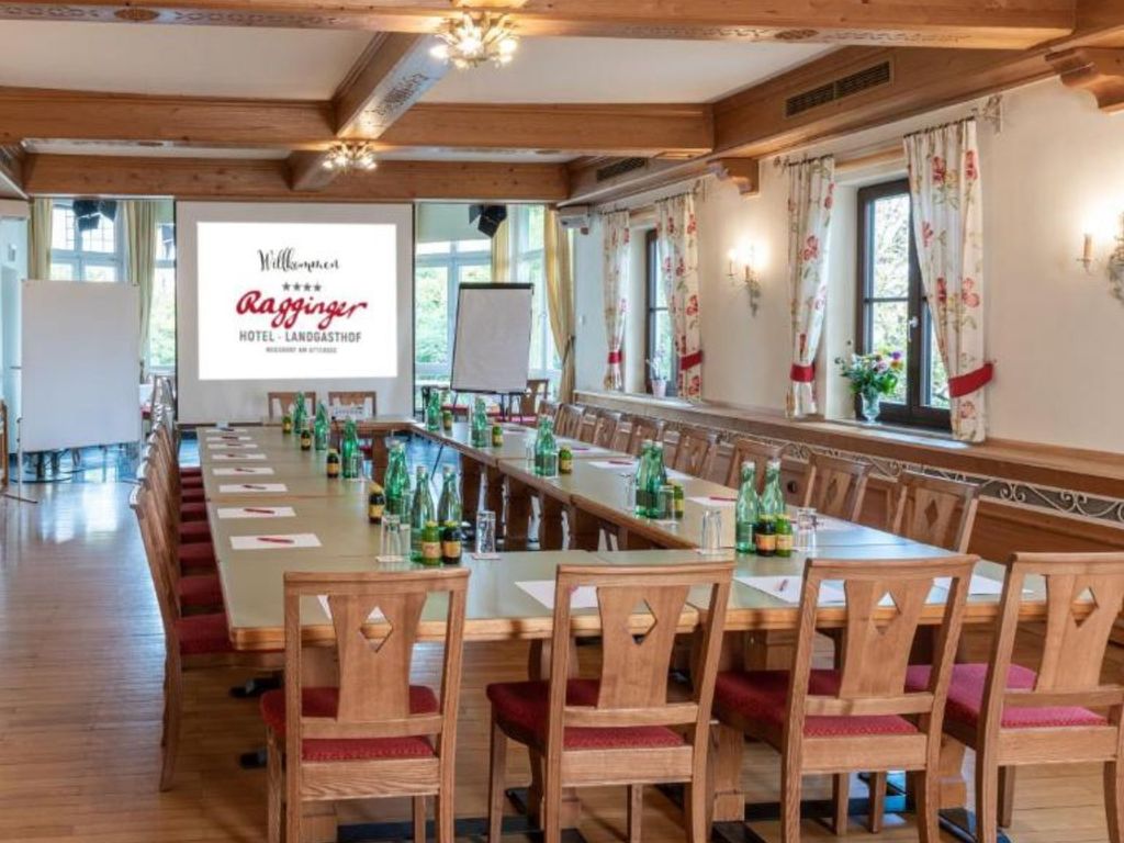 Attersee 7 - Hotel RAGGINGER