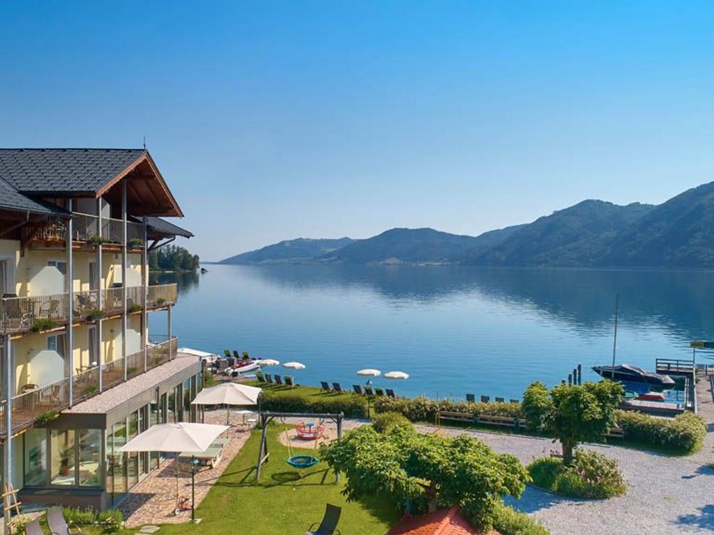 Attersee 7 - Hotel STADLER am Attersee, Ihr Seehotel im Salz
