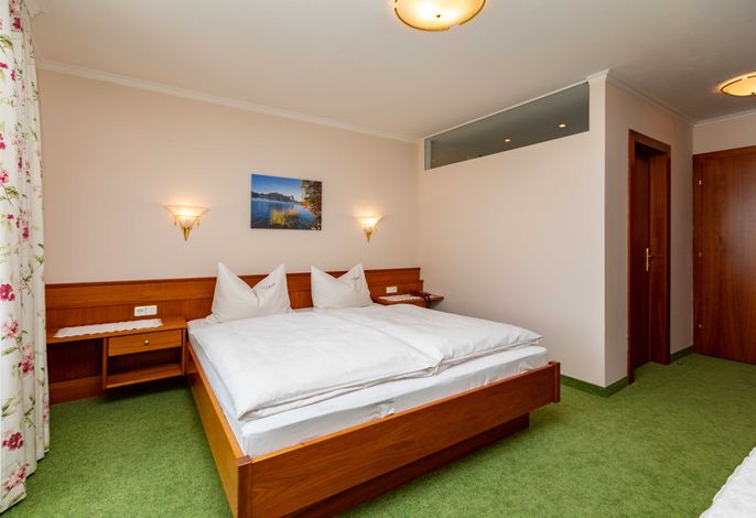 Doppelzimmer 1