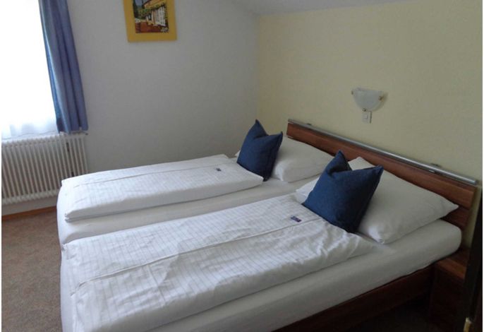 Doppelzimmer 4