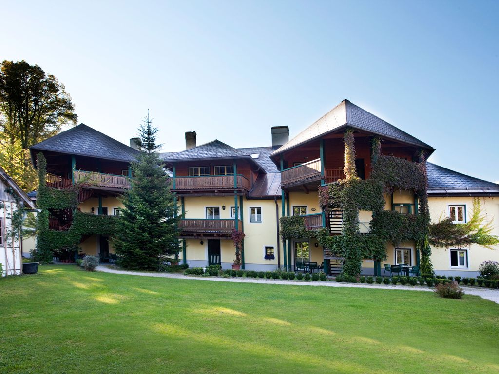 Wohnen im Forsthaus