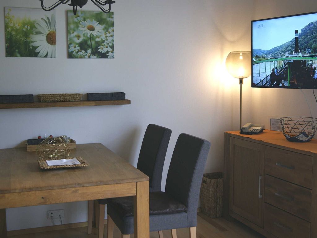 Appart mit Balkon Essplatz für 2-4 Pers.