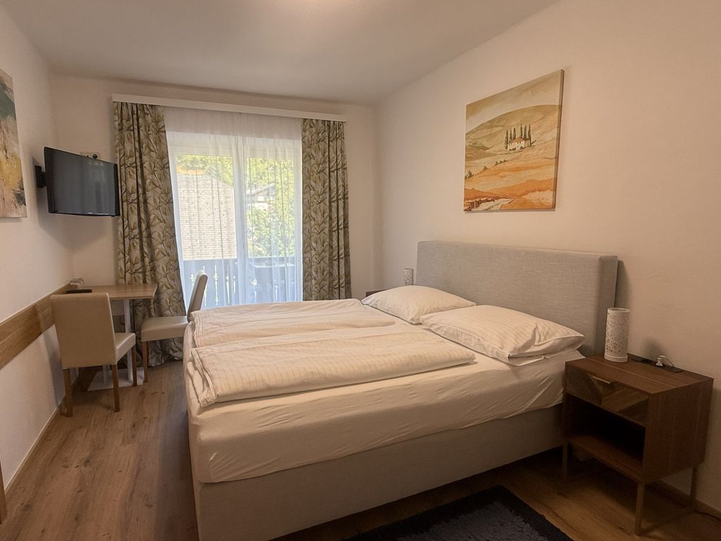Doppelzimmer mit Balkon
