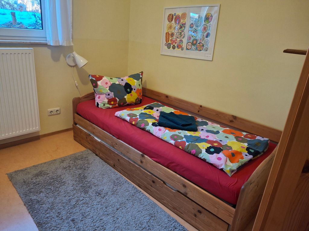 Schlafzimmer 2 mit Ausziehbett
