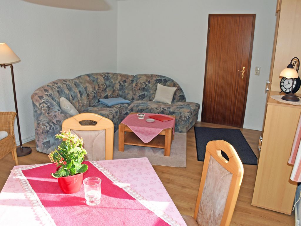Gartenbungalow mit Terrasse (B)