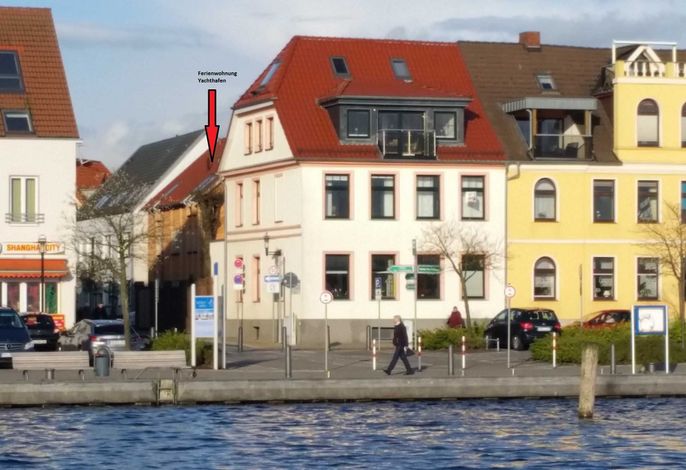 Ansicht vom Wasser