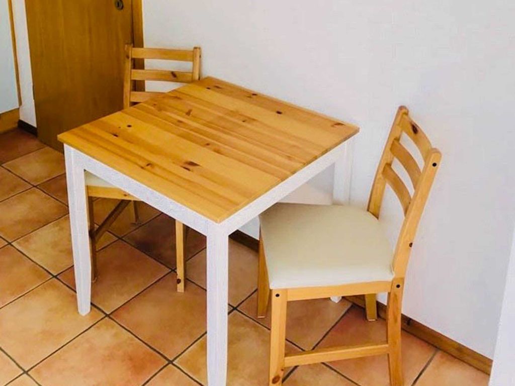 Küche mit Essbereich