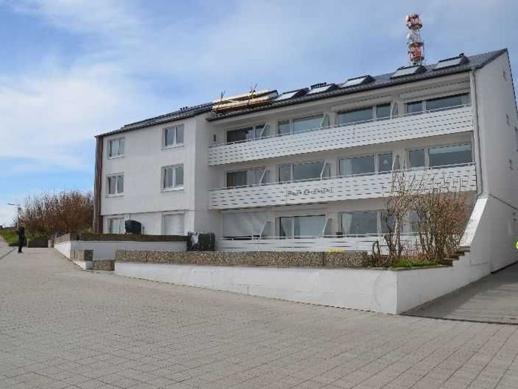 Das Apartement befindet sich auf dem Oberland.