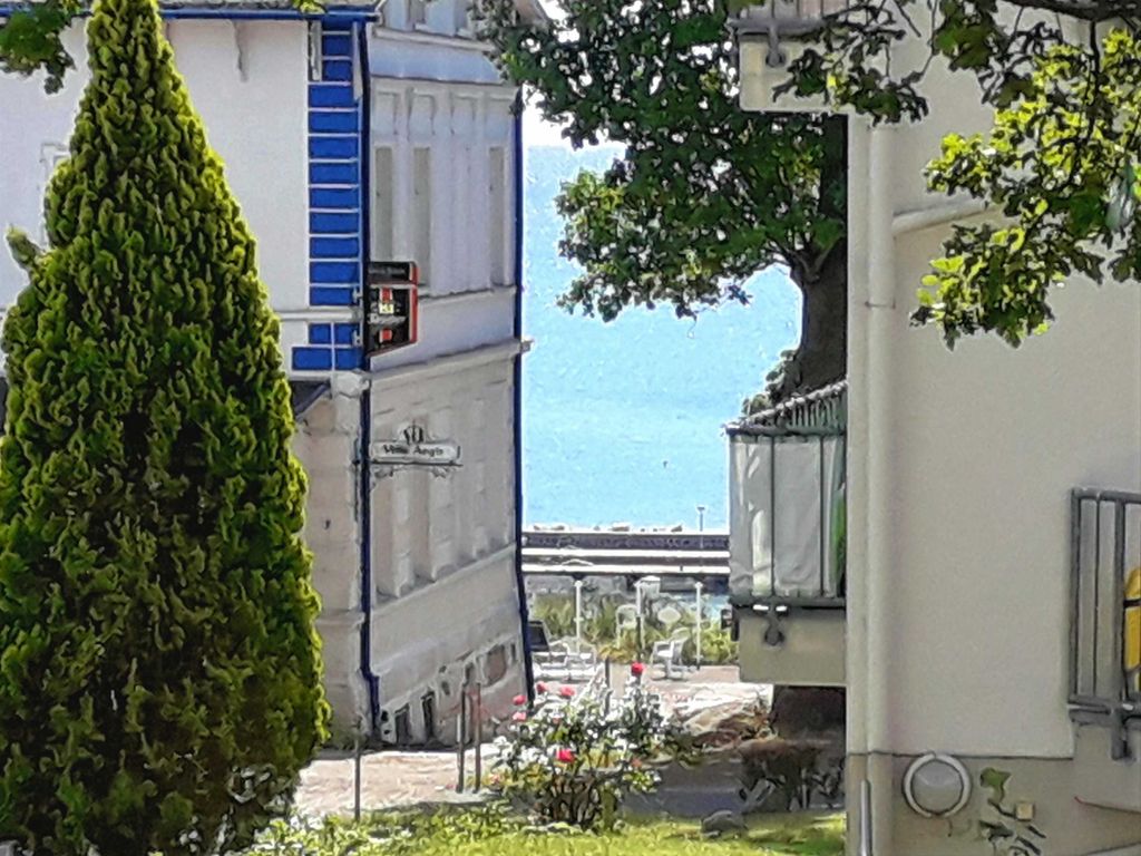 Meer und Hafenblick vom Balkon