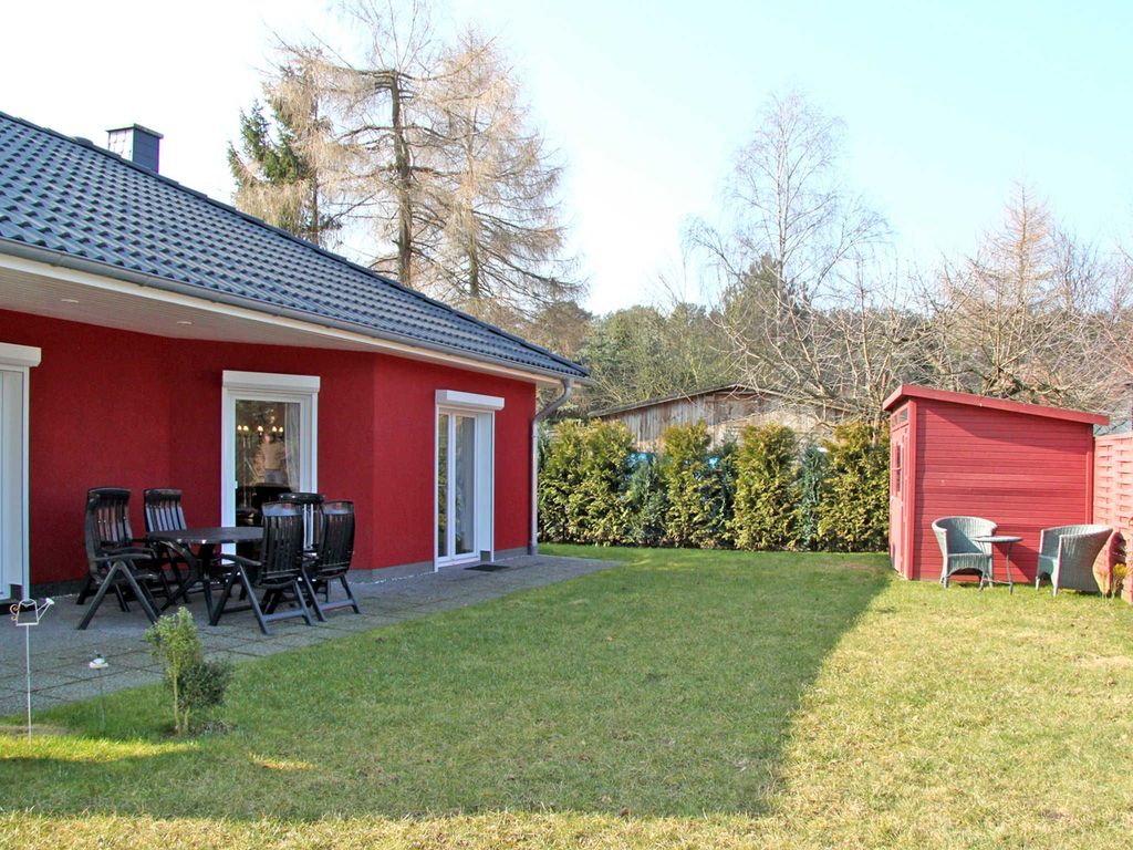 Garten mit Terrasse