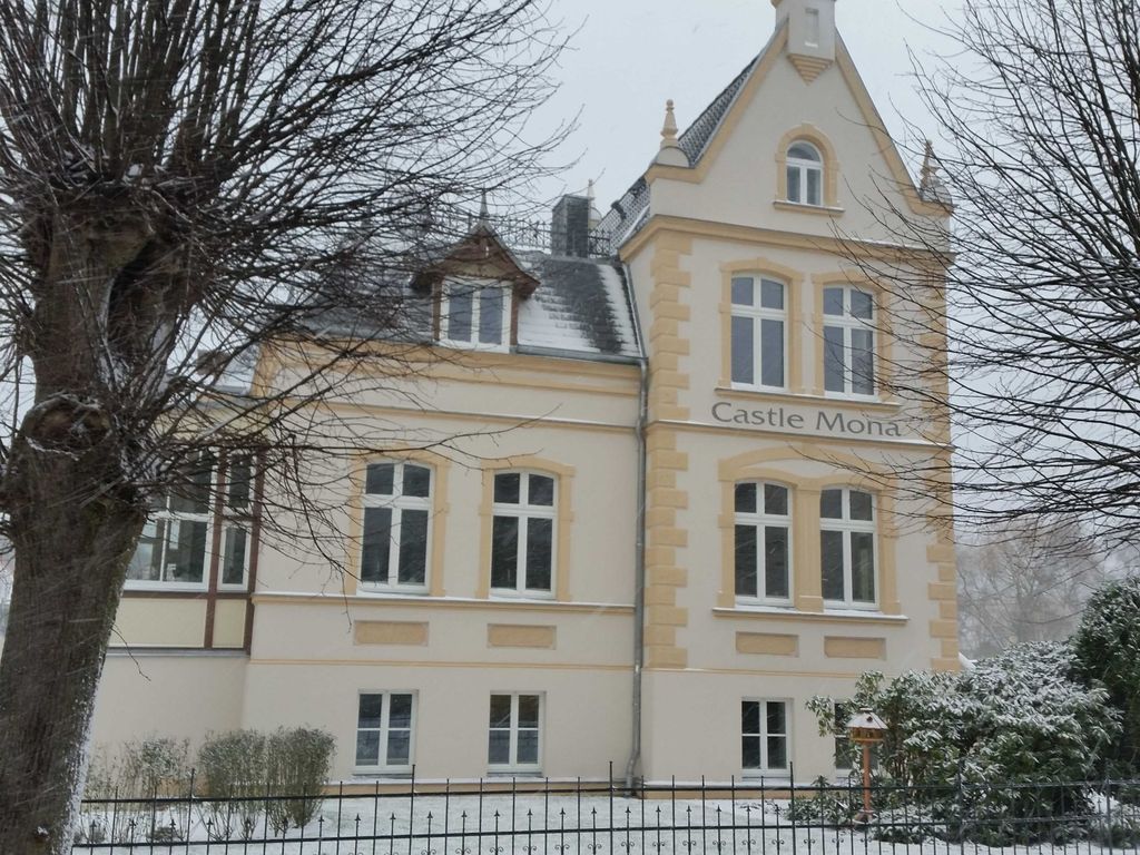*Castle Mona / Diestel GM 69176