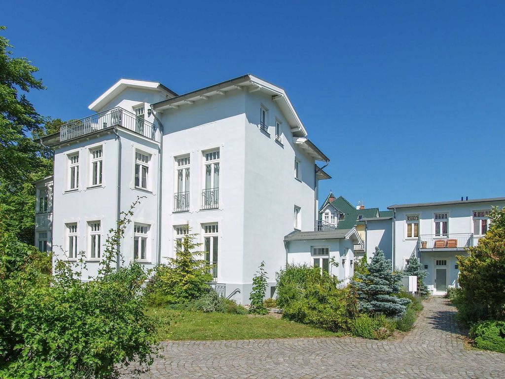 Die Außenansicht der Villa Waldburg